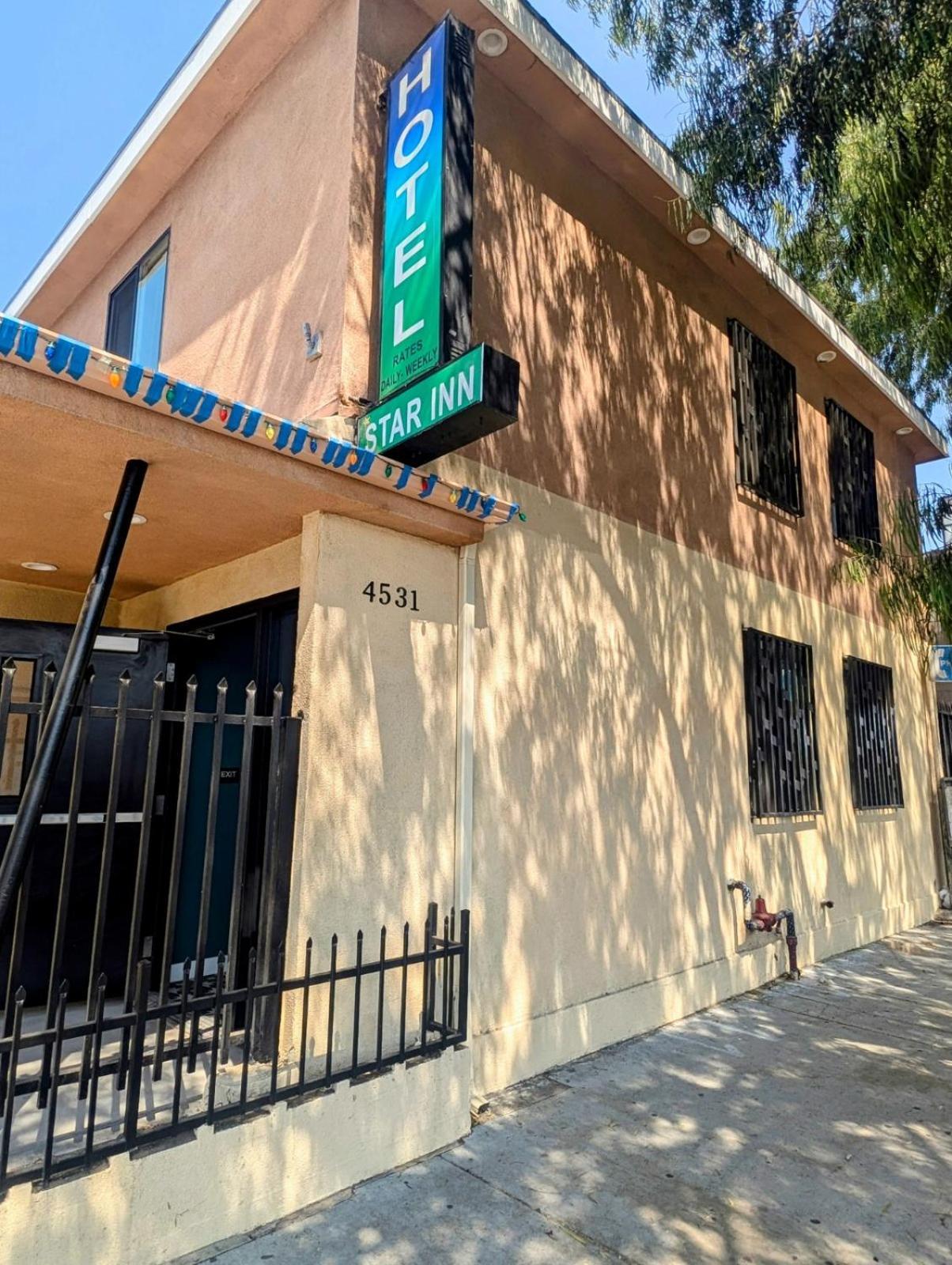 Maywood Star Inn Hotel מראה חיצוני תמונה